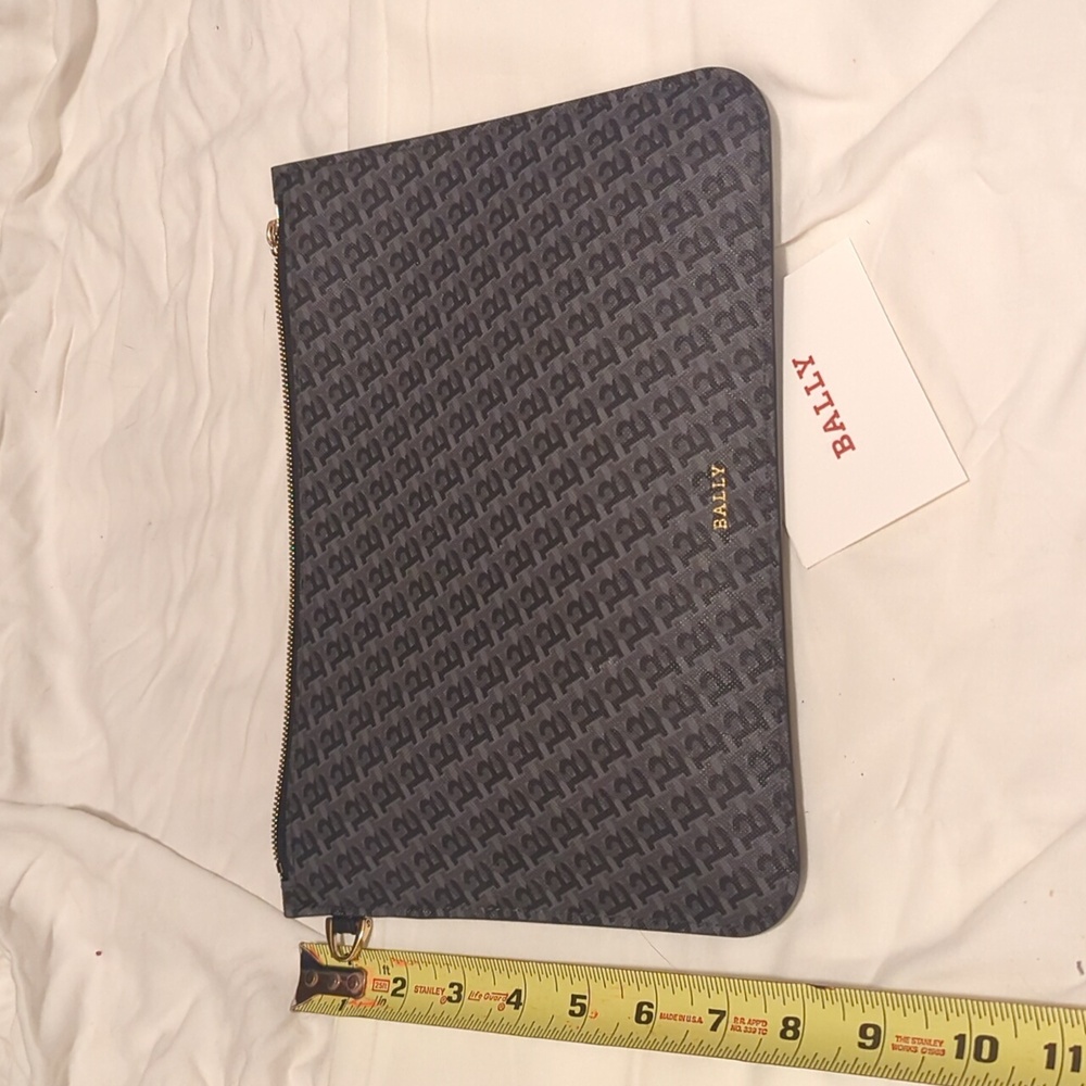 Bally Monogram Tote with Pouch - Picture 14 of 16